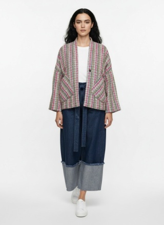 Kurtka z tkaniny wełnianej typu Chanel