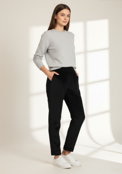 Spodnie sztruksowe z bawełny z elastanem w kolorze czarnym