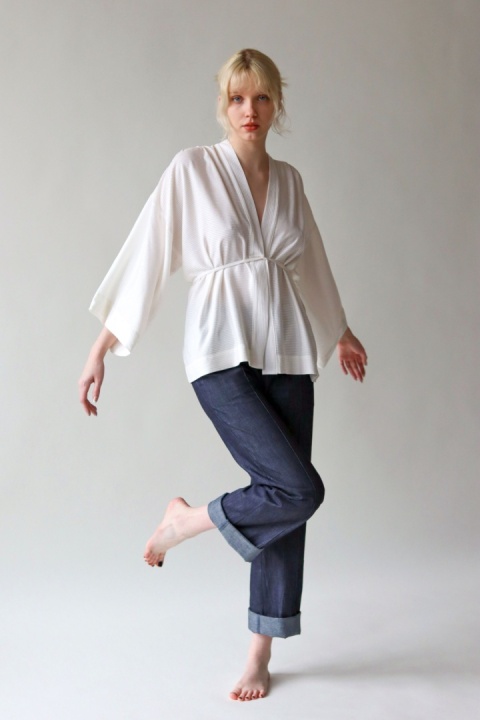 Wykrój do uszycia modnego kimona KIOTO wiązanego cienkim długim paskiem