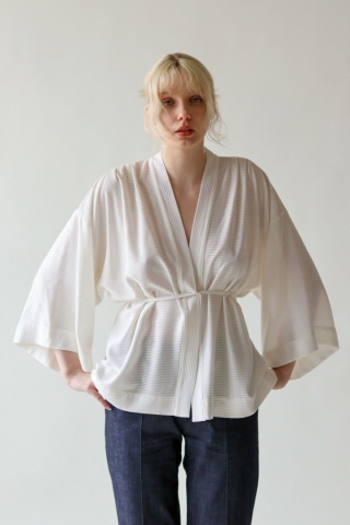 Wykrój do uszycia modnego kimona KIOTO wiązanego cienkim długim paskiem